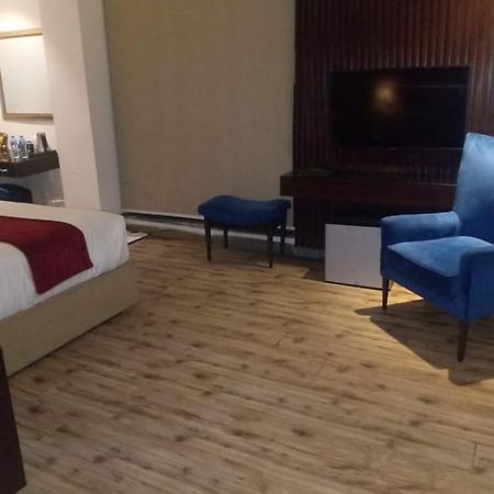Grand Ittehad Boutique Hotel Лахор Екстериор снимка