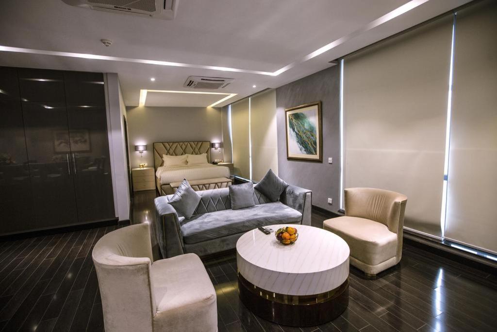 Grand Ittehad Boutique Hotel Лахор Екстериор снимка